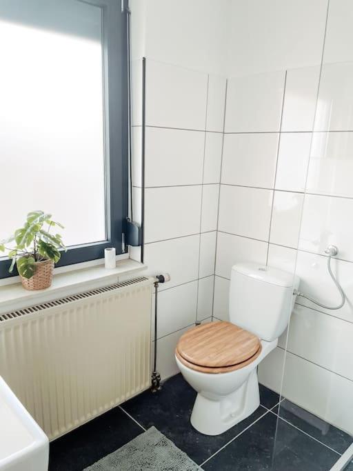 *Top*+Allgaeu*Familie*Netflix*Mit Garten & *Ps4* 考夫博伊伦 外观 照片